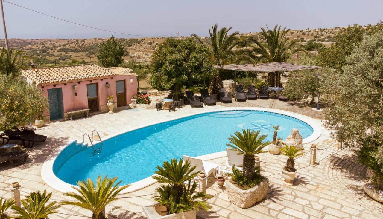 Dependance In Villa Con Piscina ラグーザ エクステリア 写真