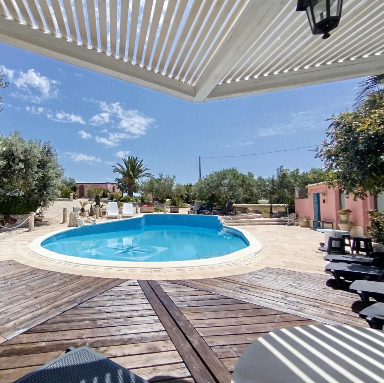 Dependance In Villa Con Piscina ラグーザ エクステリア 写真